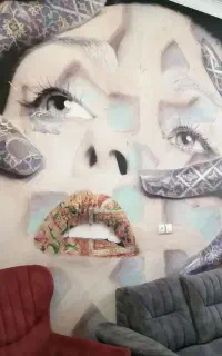 تعمیر ونصب کاغذ وفروش کاغذ دیواری