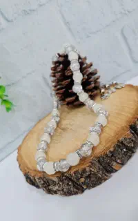 تسبیح با مهره های شب نما و ورق نقره