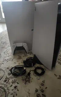 PS5فت 825گیک حافظه داری بازی ودسته
