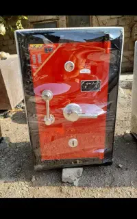صندوق ۸۰کیلو تک در