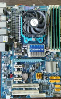 باندل گیمینگ آماده بکار ۴هسته ای با رم ۱۶ ddr3