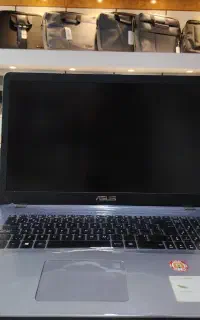 *  لپ تاپ ASUS نسل 8 تمیز *