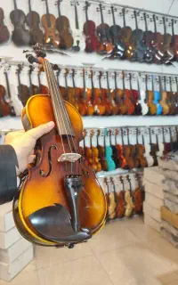 ویولن خانه نیم بها