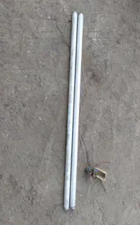 دوعدد مهتابی ۳۰۰