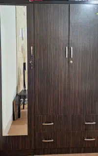 کمد آینه دار