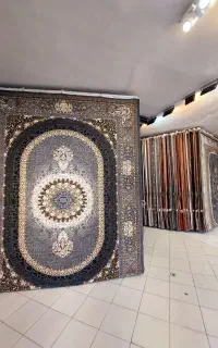 فرش۱۲متری۷۰۰شانه جفت باهم ۲۵ ملیون حاجی حسینی طلاب