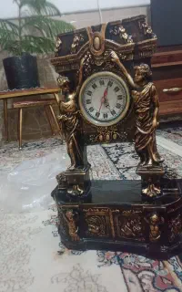 ساعت رومیزی زیبا