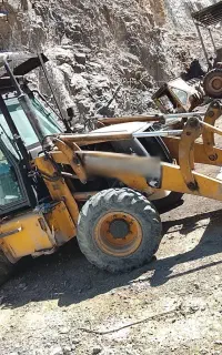 بیل بکهو سنو پارس220
