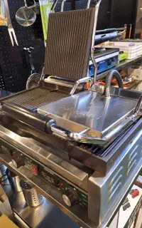 ساندویچ ساز ورینگ ۲ خانه امریکای