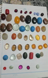 تعدادی سنگ انگشتر