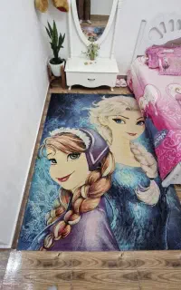 فرش ۴ متری و روتختی کودکانه