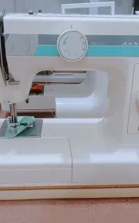 یک عدد چرخ خیاطی ژانومه اصل ژاپون استوک دبی