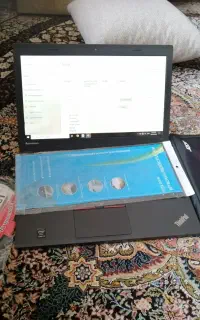 لپ تاپ lenovo با لوازم