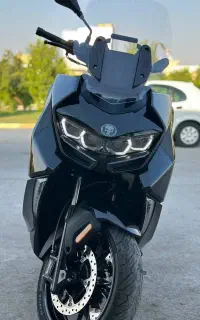BMW400..یاماها XMAX 250..