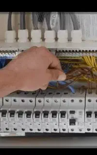 برقکار برقکشی برق ساختمان رفع اتصالی قطعی برق