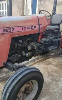 تراکتور 285