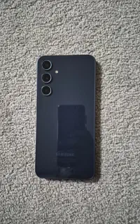 سامسونگ گلکسی A35 ظرفیت 256 و رم 8 + شارژر