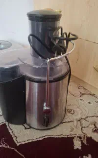 آبمیوه گیر