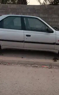 پژو 405 مدل 90