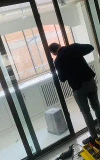 تعمیر صفر تا صد درب پنجره پی وی سی تضمینی