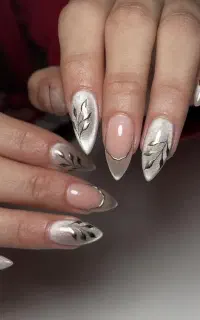 خدمات تخصصی ناخن