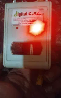 شارژر باتری های لیتیومی انواع باطری قلمی نیم بزرگ