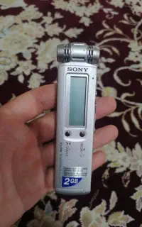 ضبط صدای خبرنگاری سونی  حرفه ای