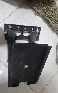 براکت نگهدارنده تلوزیون روی دیوار