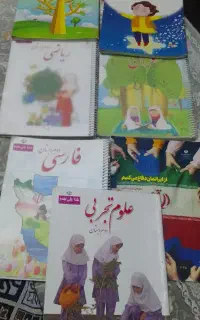 کتاب درسی کلاس دوم و ششم سیمی و تمیز