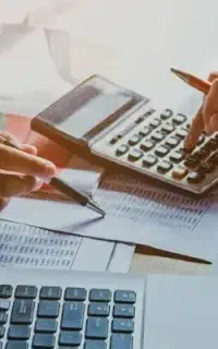 خدمات مالی و مالیاتی