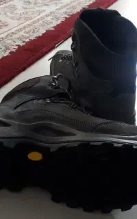 فروش پوتین کوهنوردی مکوان سایز ۴۲.