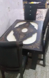 سلام میز نهار خوری فقط ۳/۵ نیم