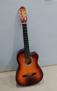گیتار یاماها