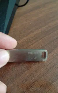 فلش 32 گیگ اکبند