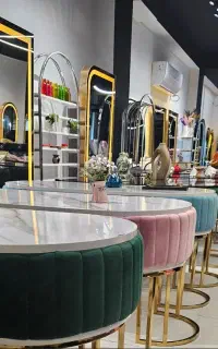 تجهیزات ارایشگاه صندلی اصلاح کانتر ناخن تخت فیشیال