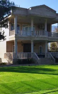 مجموعه‌ی مجلل  باغ عمارت « ملک سلیمان »