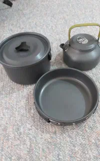 ست ظروف سه تکه کوهنوردی نو آکبند اصلا استفاده نشده