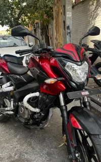 پالس ns200 مدل۹۴. «خوش رخ»