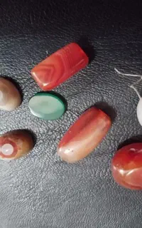 تعدادی مهره قدیم