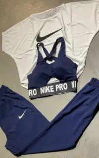 مدلینگ لباس زنانه