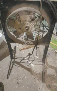 هواکش پایه دار صافکاری نقاشی ۵۰×۵۰