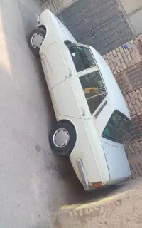 پیکان کاربراتوری 81