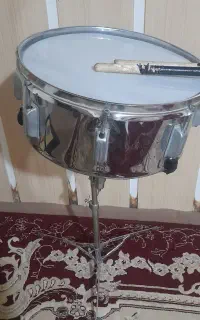 تیم بالس وصندلی جاز