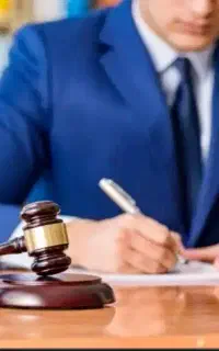 وکیل دادگستری در تغییر نام شناسنامه ای