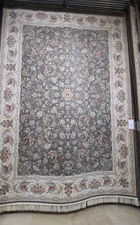فرش و کوسن