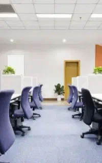 استخدام کارمنداداری