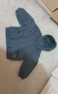 لباس بچگانه نو ۸۰۰ تومان و کاپشن