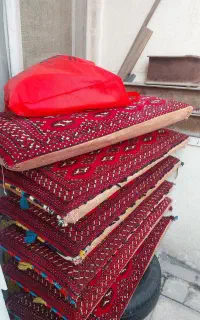 پشتی
