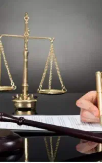 وکیل پایه یک دادگستری  در همدان