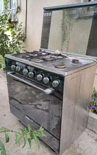 اجاق گاز پنج شعله همراه فر و جوجه گردان